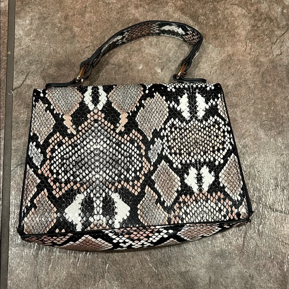 Small purse - Picture 2 of 3